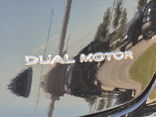 Used 2021 Tesla Model 3 Long Range AWD/4WD image 25