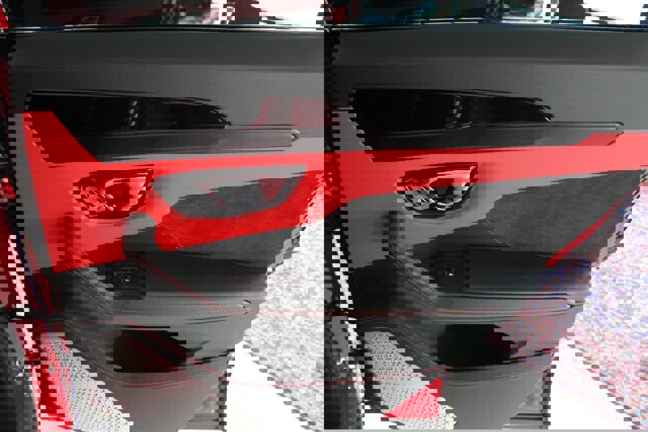 Used 2023 Lamborghini Urus S image 17