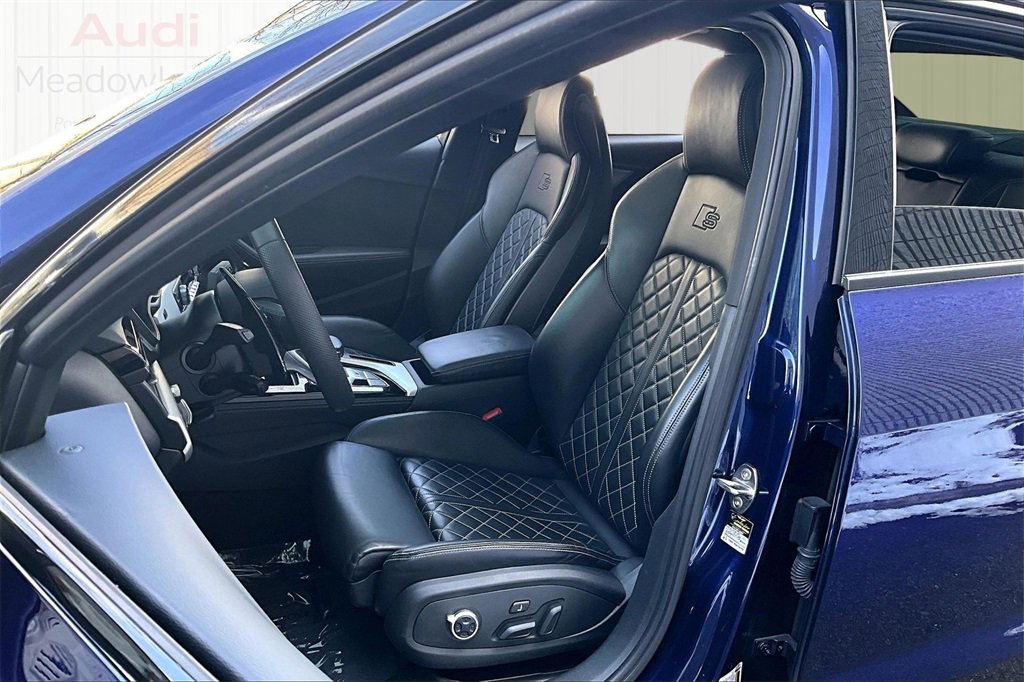 Used 2021 Audi S4 Prestige w/ Prestige Package image 21