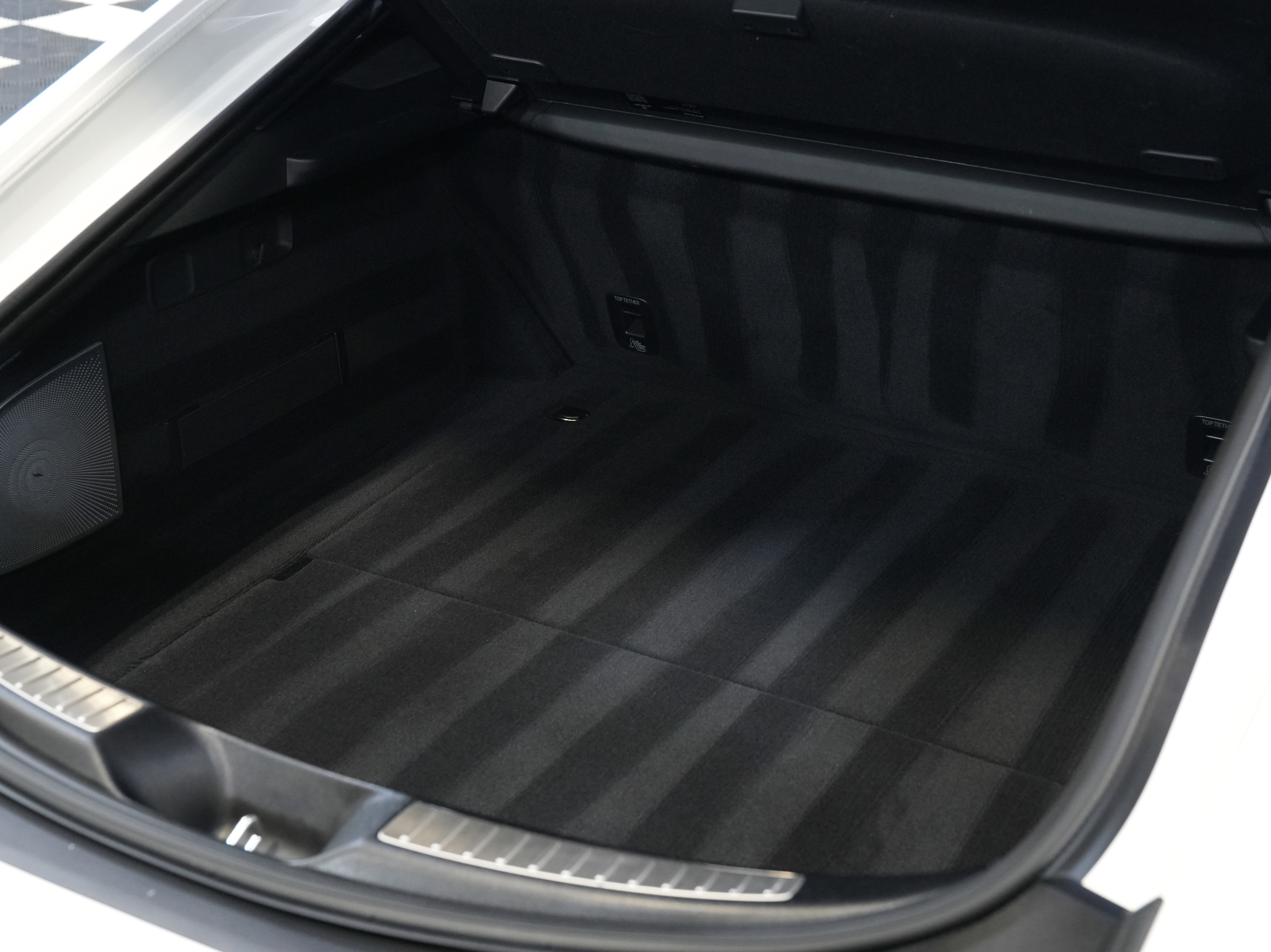 Used 2019 Mercedes-Benz AMG GT 63 w/ AMG Aerodynamics Package image 64