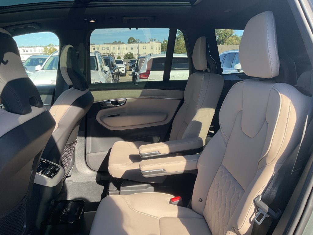 New 2027 Volvo XC90 B6 Plus AWD/4WD image 14