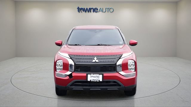 Used 2024 Mitsubishi Outlander ES image 10
