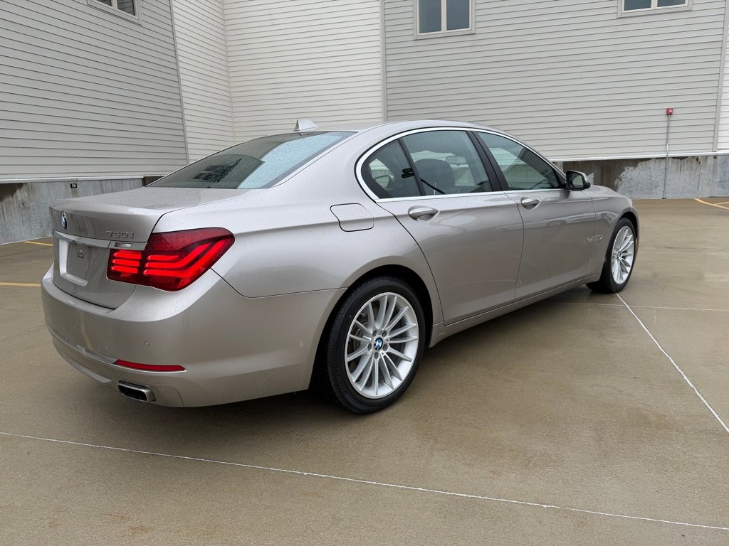 Used 2015 BMW 750i xDrive AWD/4WD image 6