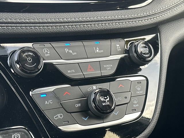 New 2026 Chrysler Pacifica Limited w/ S Appearance Package image 34