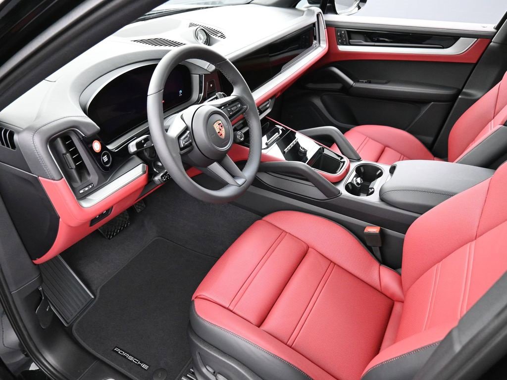New 2026 Porsche Cayenne Coupe image 4