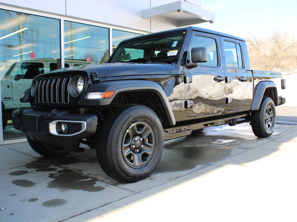 New 2026 Jeep Gladiator Sport image 3