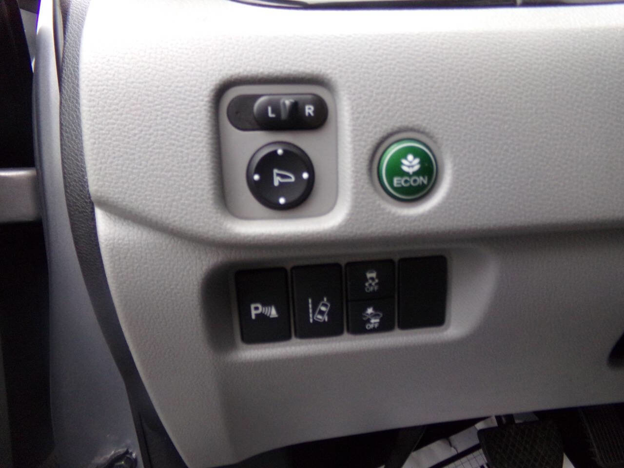 Used 2016 Honda Pilot Elite image 42