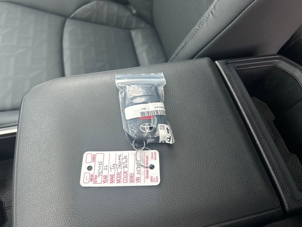 New 2026 Toyota Tacoma TRD Off-Road image 28