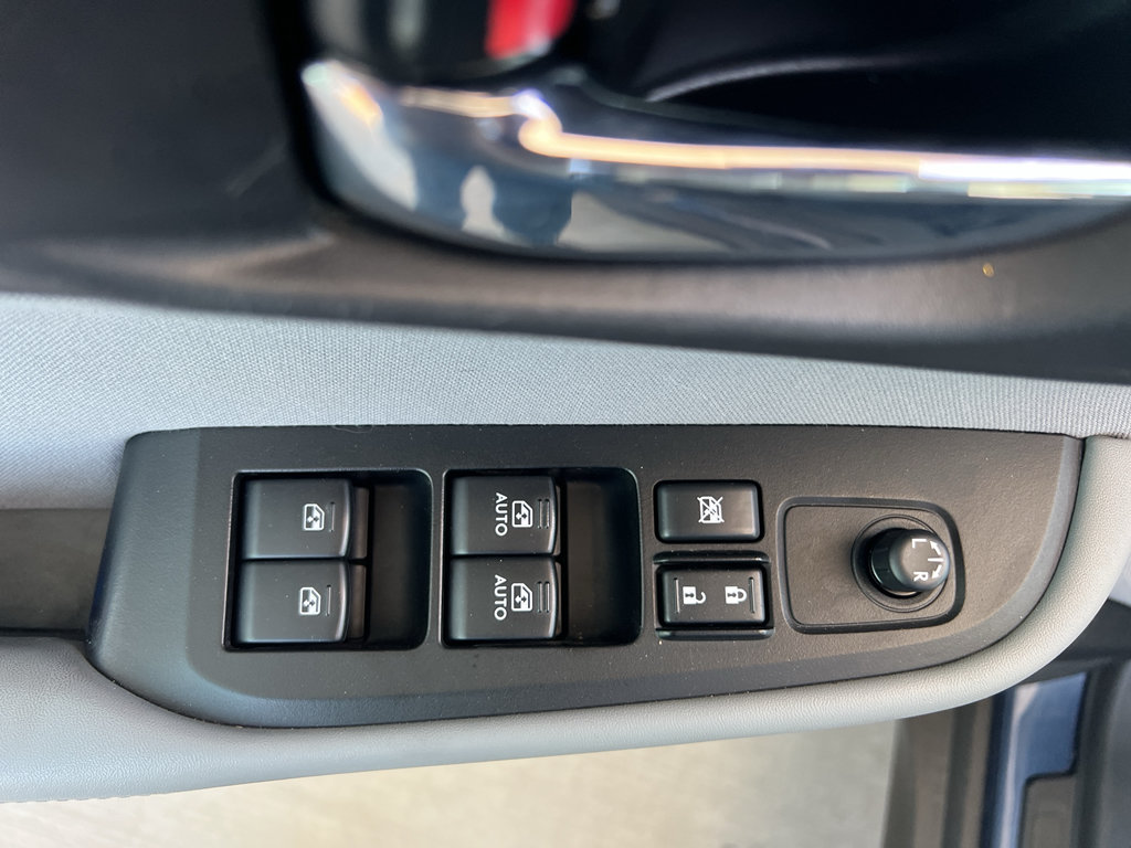 Used 2019 Subaru Outback 2.5i Premium AWD/4WD image 30