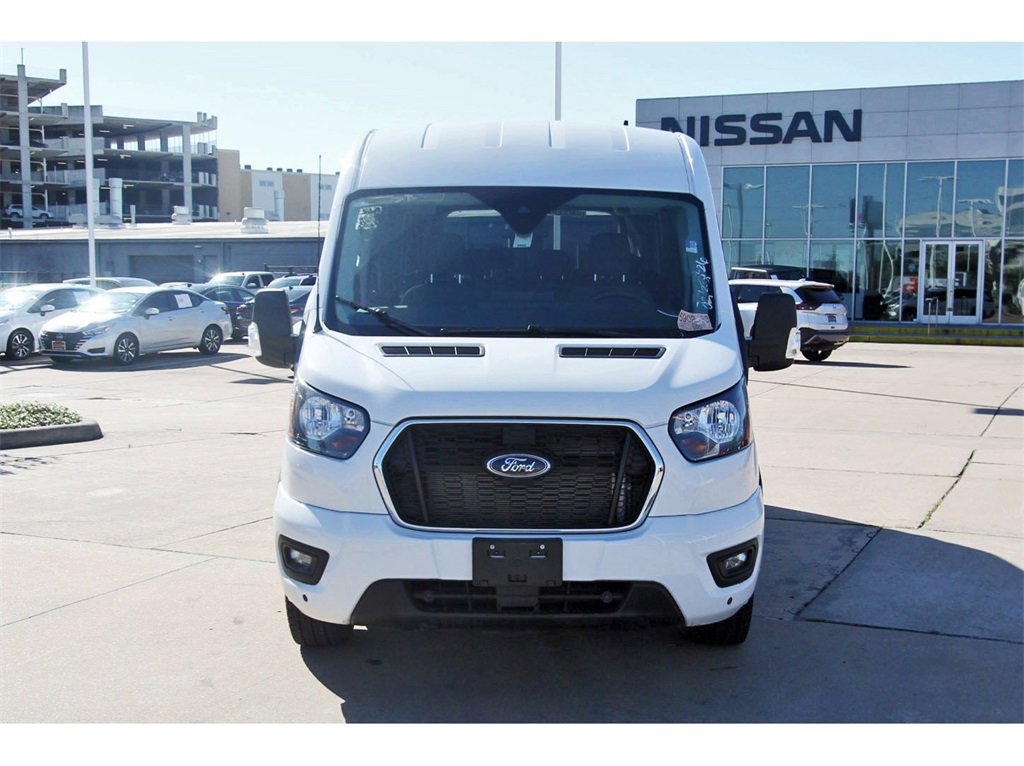 Used 2024 Ford Transit 350 XLT image 2