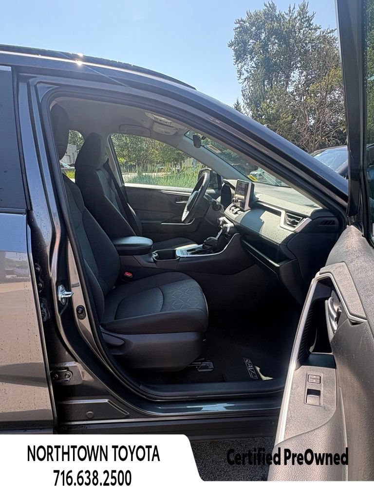 Used 2024 Toyota RAV4 XLE w/ Weather Package AWD/4WD image 18