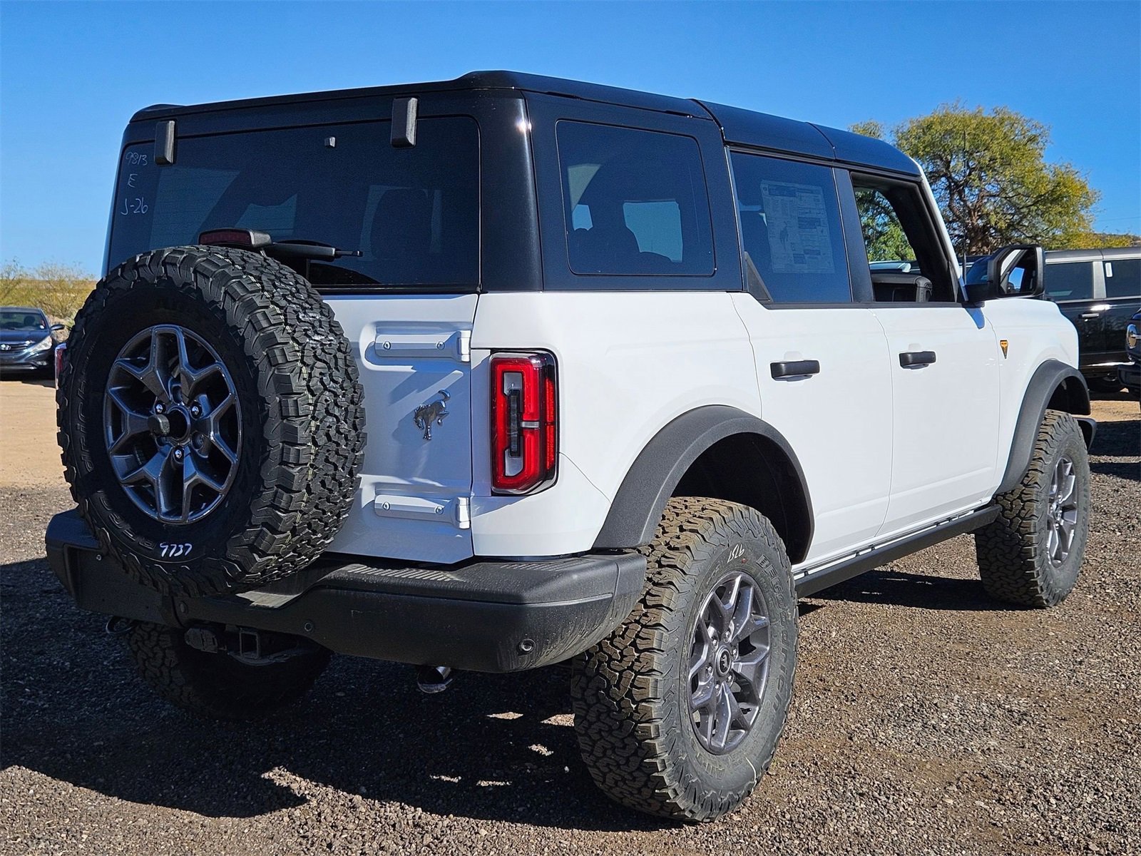 New 2025 Ford Bronco Badlands image 5