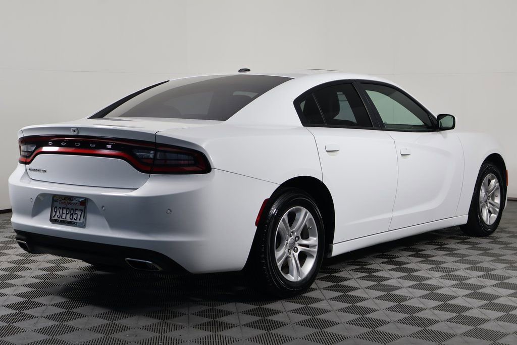 Used 2022 Dodge Charger SXT w/ Leather Interior Group image 4