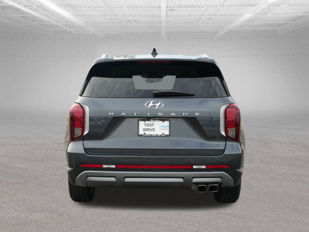 Used 2025 Hyundai Palisade SEL FWD image 8