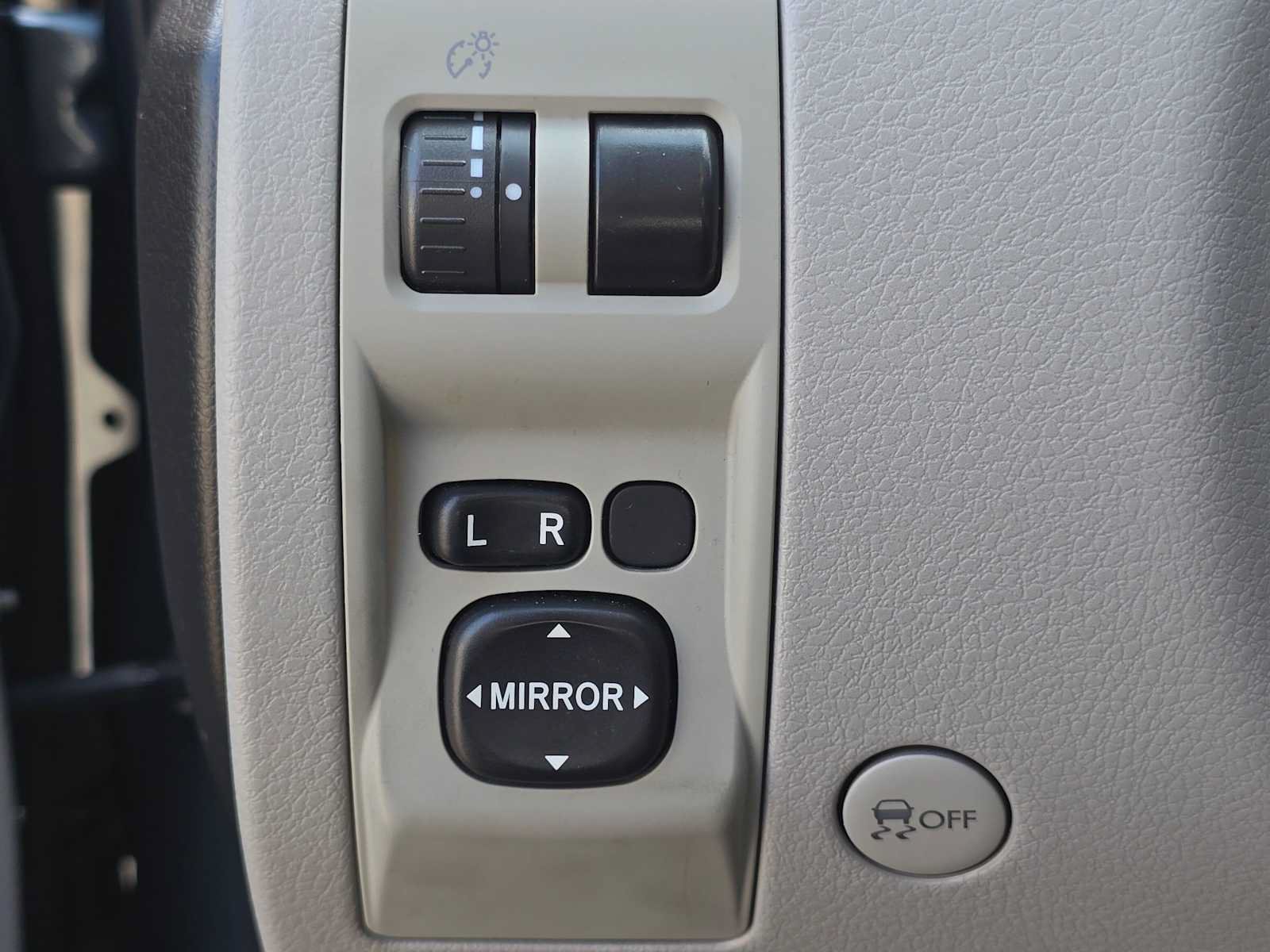 Used 2009 Subaru Forester 2.5X w/ Popular Equipment Group 5B AWD/4WD image 30
