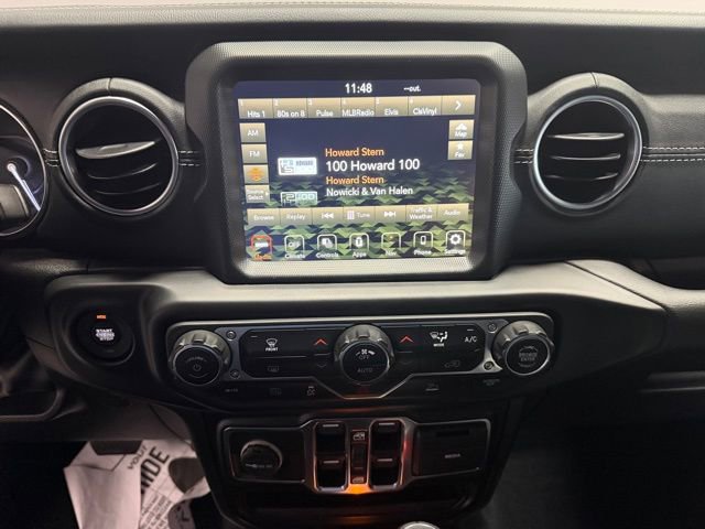 Used 2022 Jeep Wrangler Unlimited Sahara image 27