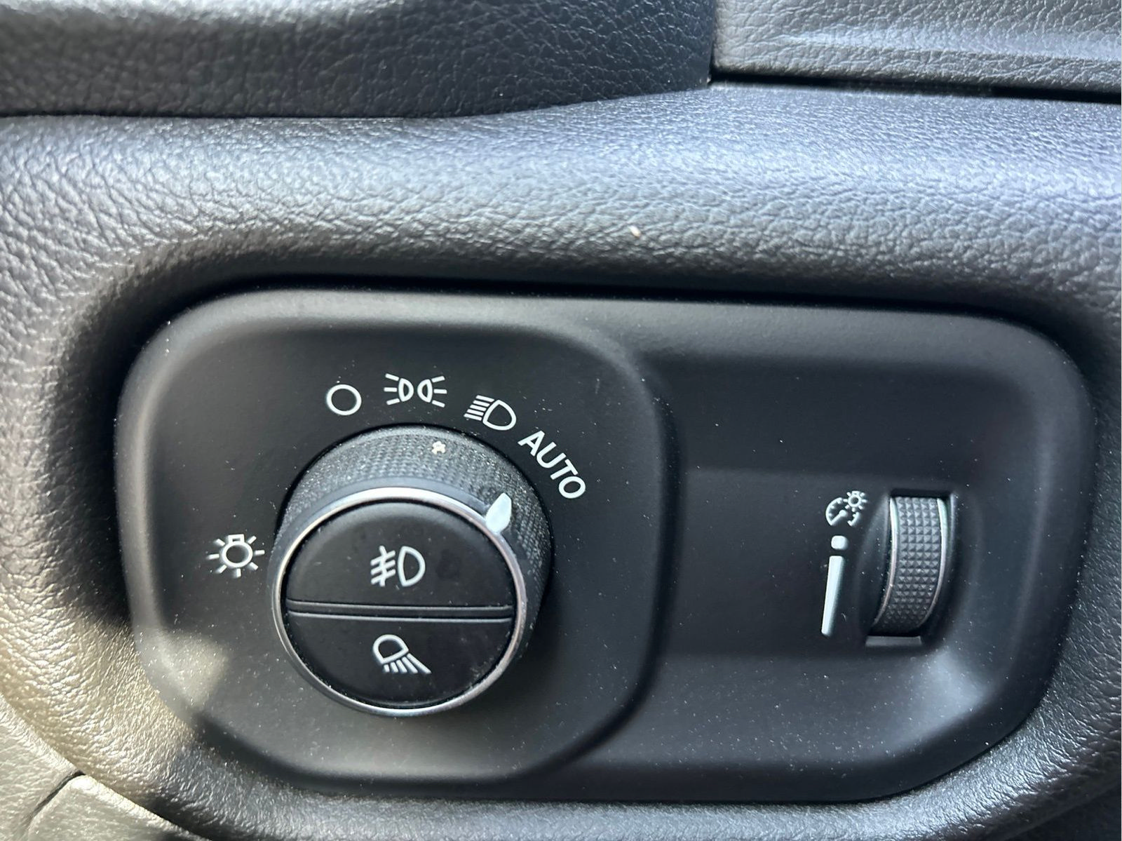 Used 2024 RAM 1500 Tradesman w/ Night Edition AWD/4WD image 25