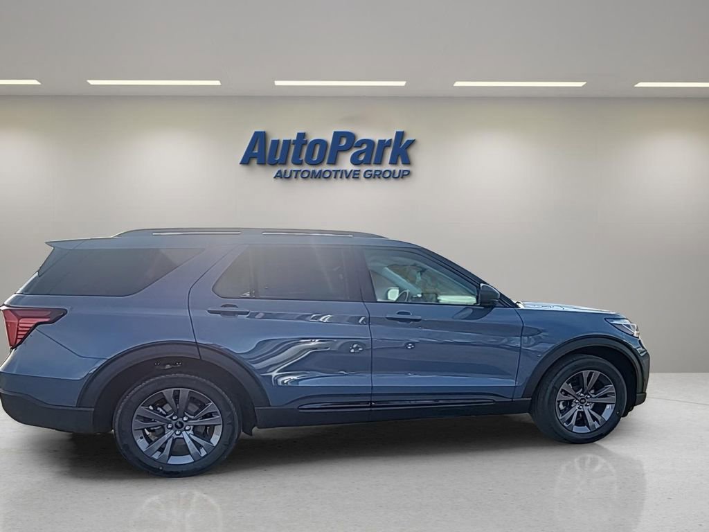 New 2026 Ford Explorer Active w/ Active Comfort Package image 8