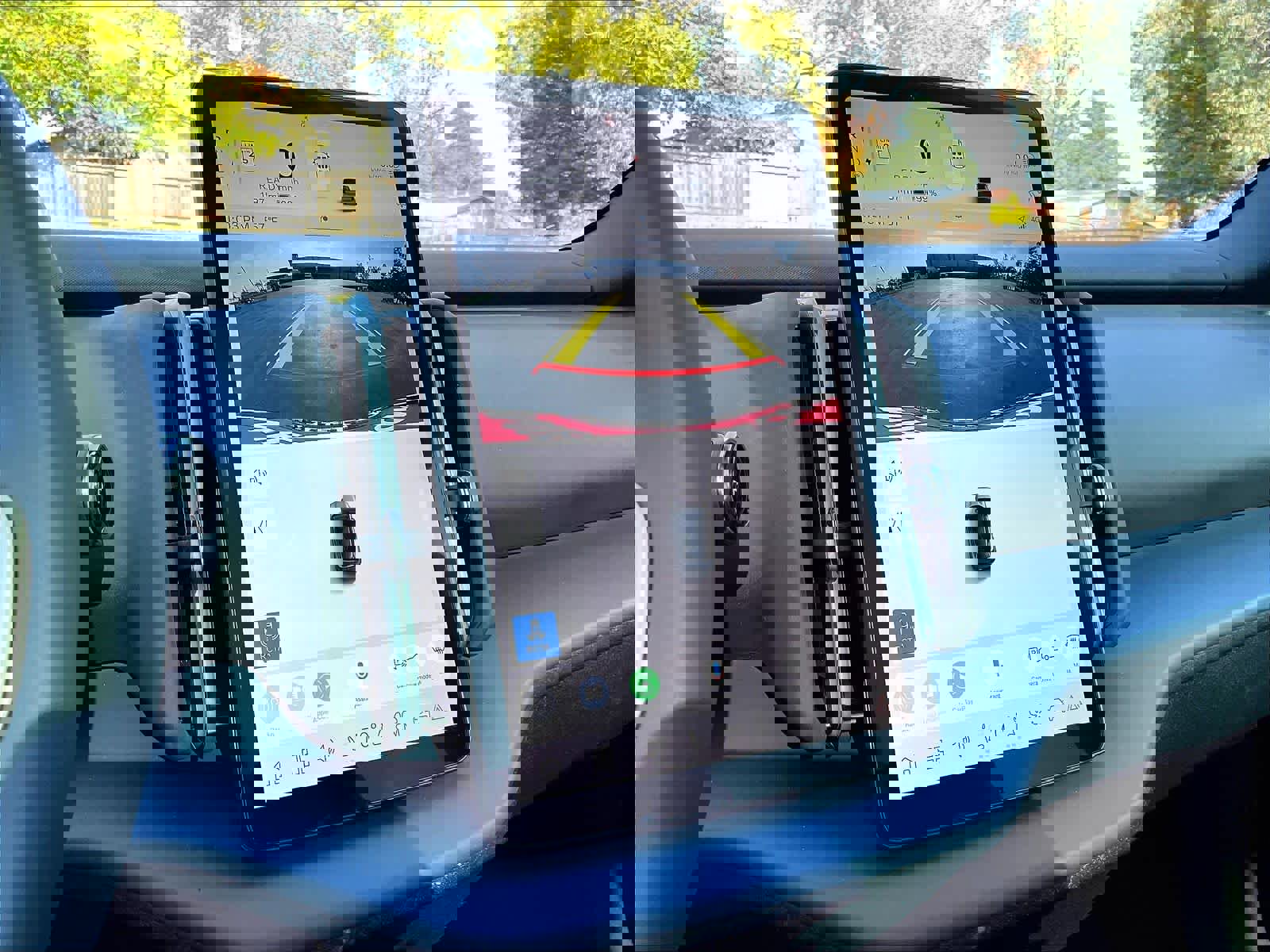 New 2025 Volvo EX30 Plus w/ Protection Package Premier image 20