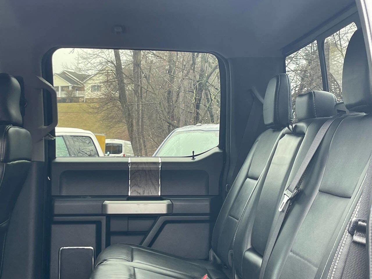 Used 2017 Ford F250 Lariat w/ Lariat Value Package image 34