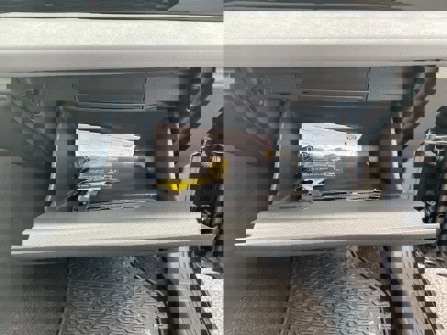 New 2025 Volkswagen Jetta SE image 60