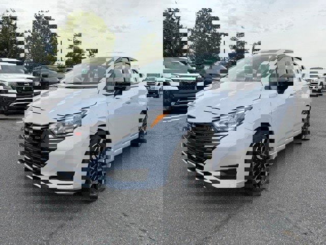 New 2025 Nissan Versa SR w/ Trunk Package image 2