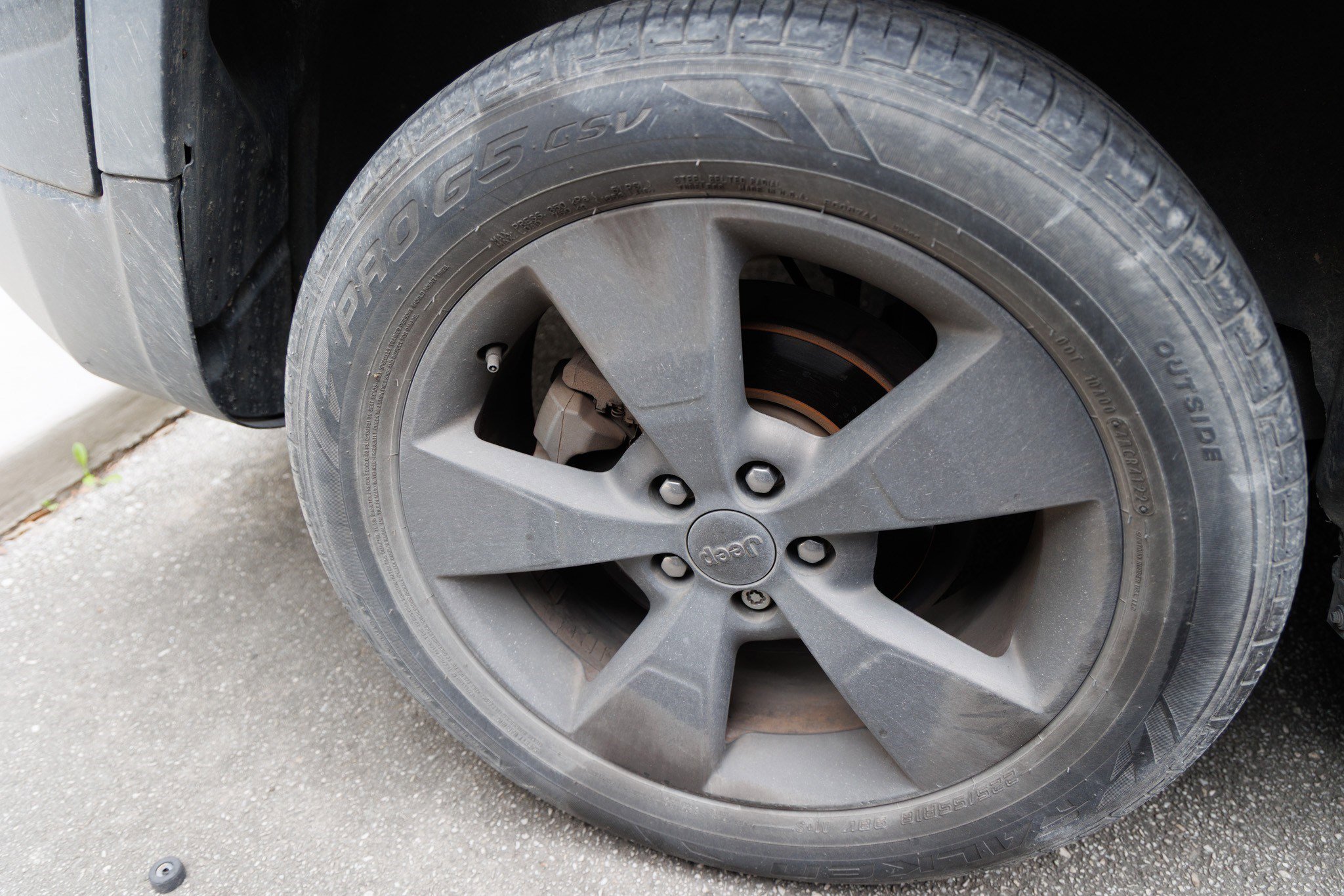 Used 2016 Jeep Cherokee 75th Anniversary image 12