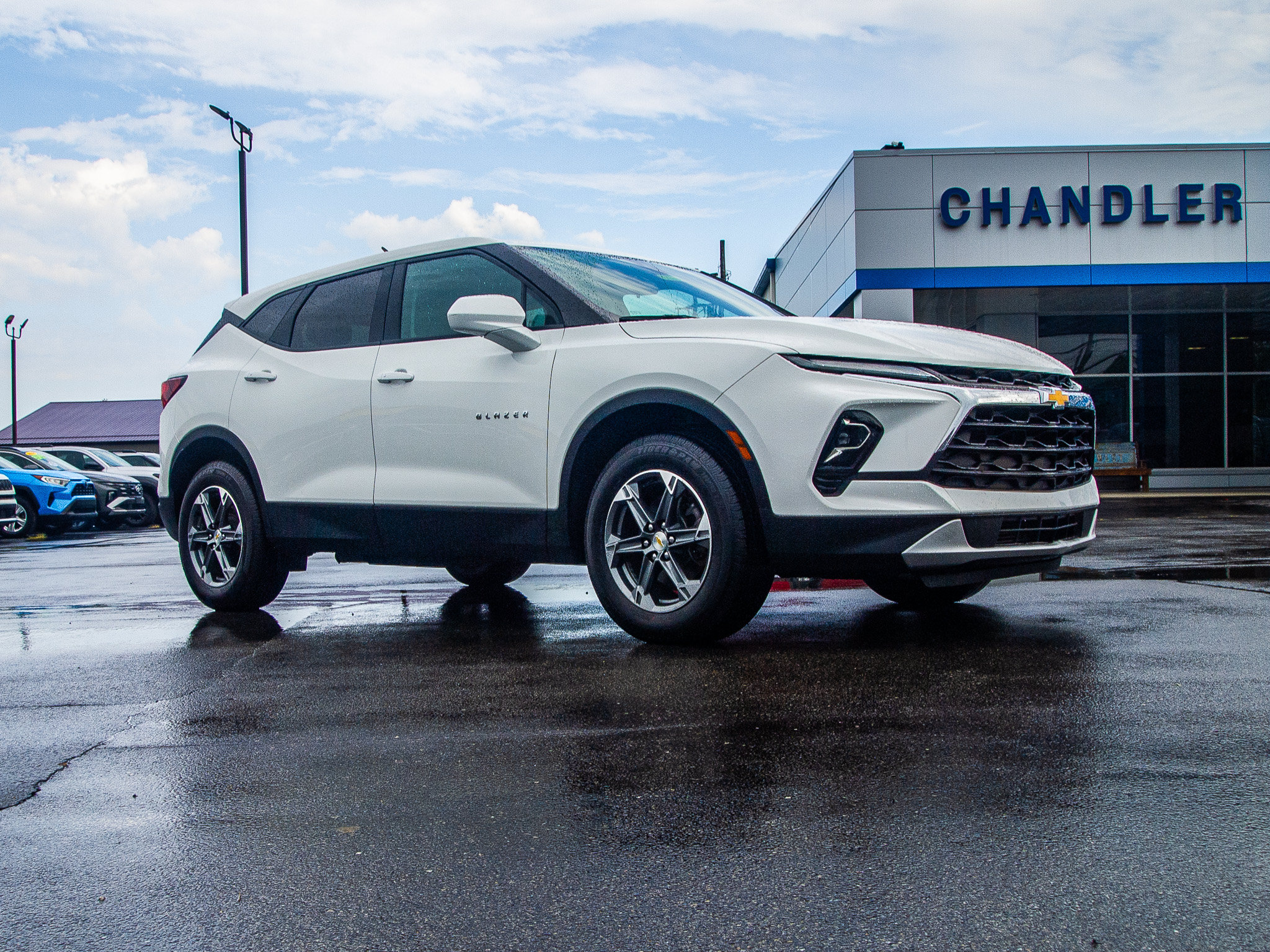 Used 2024 Chevrolet Blazer LT FWD image 9