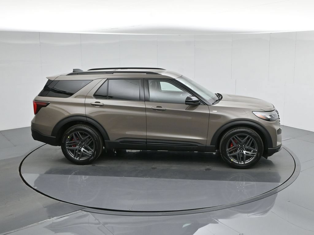 New 2026 Ford Explorer ST-Line w/ ST-Line Street Pack RWD image 55
