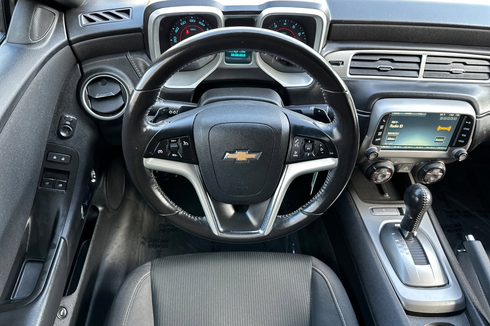 Used 2015 Chevrolet Camaro LT image 16