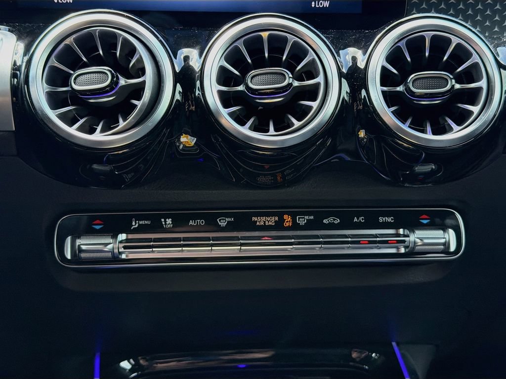 Certified 2024 Mercedes-Benz GLB 250 image 16