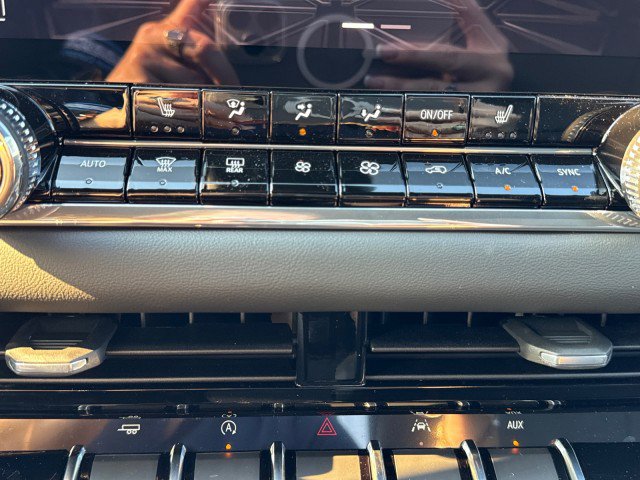 New 2026 GMC Canyon Elevation w/ Convenience Package image 22