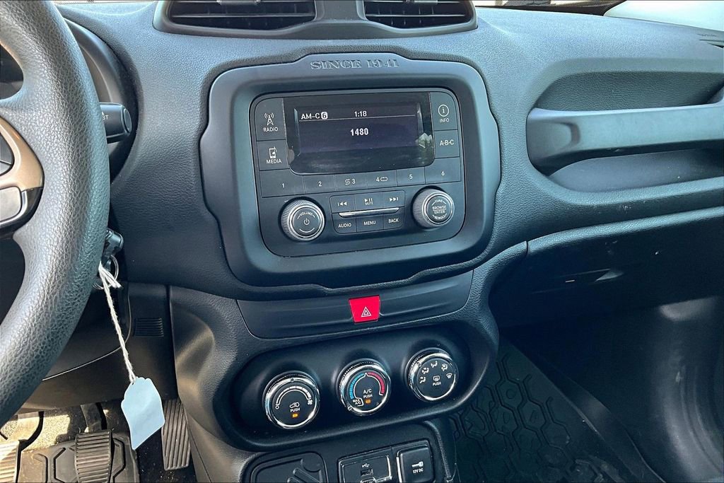Used 2016 Jeep Renegade Sport w/ Power & Air Group FWD image 14