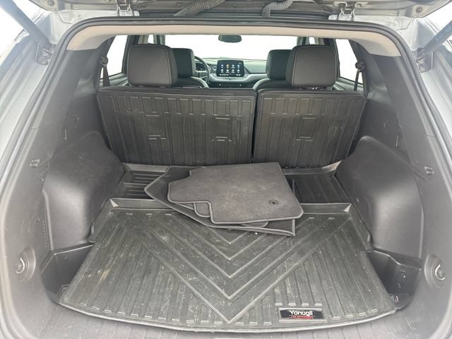Used 2024 Chevrolet Blazer LT FWD image 17