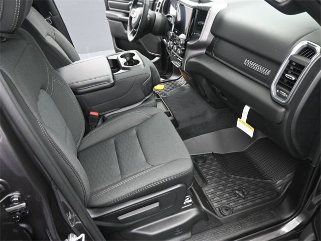 New 2026 RAM 1500 4x4 Crew Cab image 17