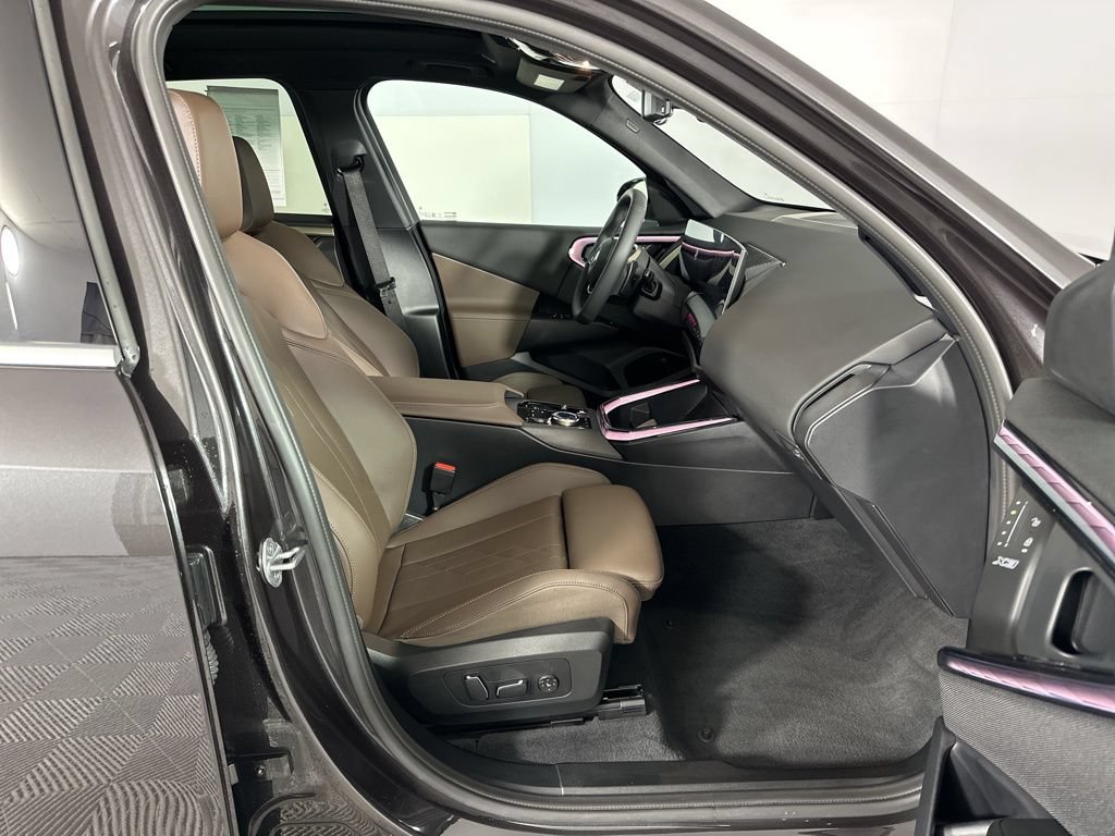 Used 2025 BMW X3 xDrive30i w/ Convenience Package AWD/4WD image 33