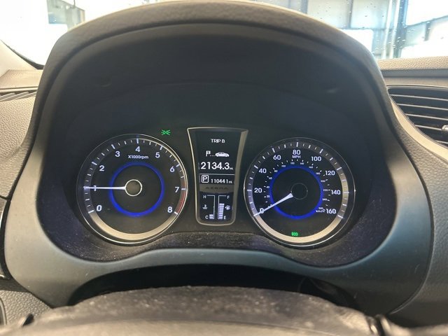 Used 2013 Hyundai Azera w/ Technology Pkg image 16