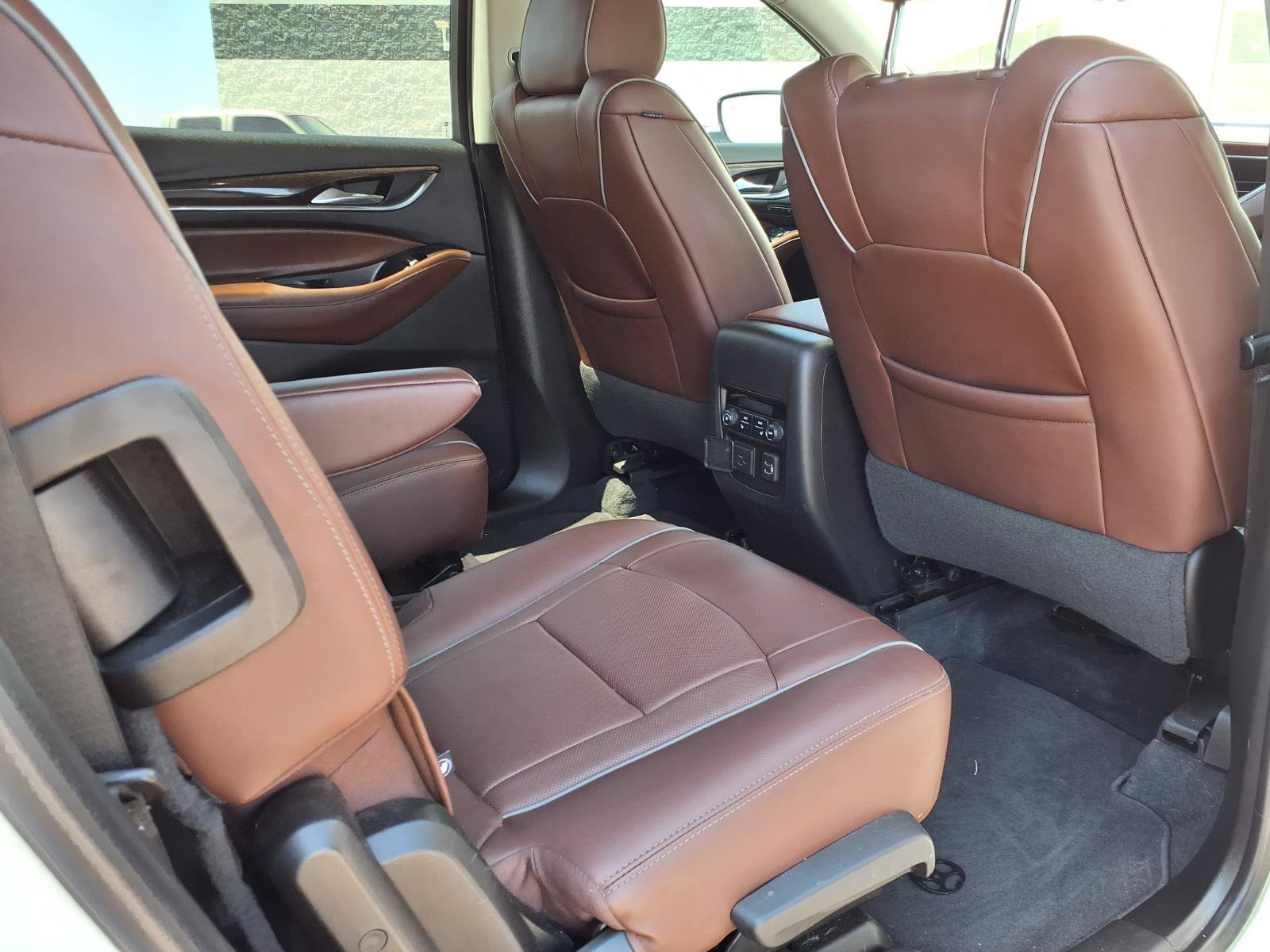 Used 2020 Buick Envision Essence FWD image 13