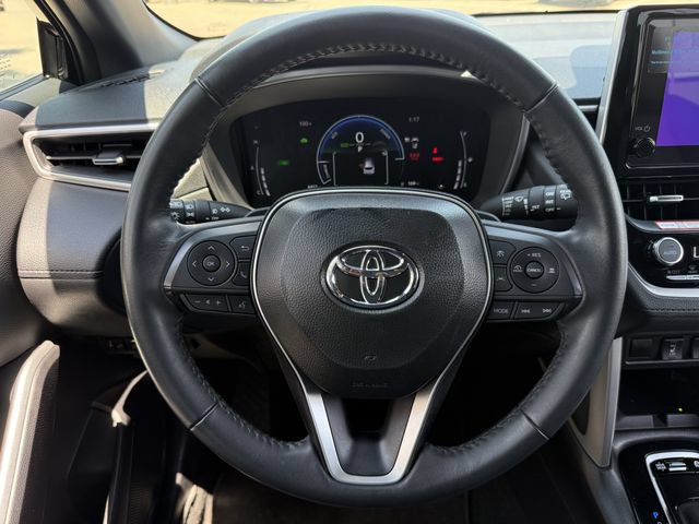Used 2025 Toyota Corolla Cross AWD Hybrid w/ Convenience Package image 13