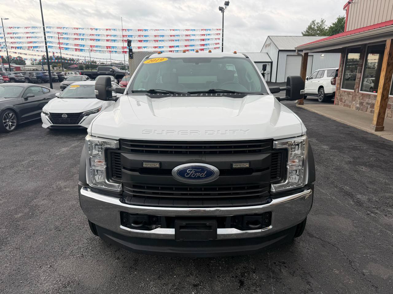 Used 2019 Ford F550 4x4 Regular Cab Super Duty image 9