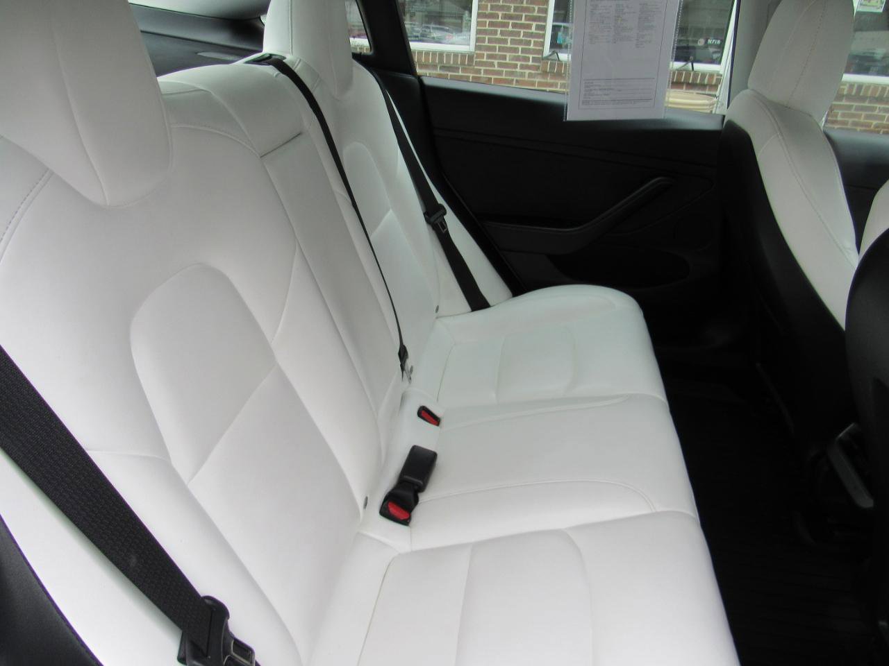 Used 2022 Tesla Model 3 Long Range AWD/4WD image 27