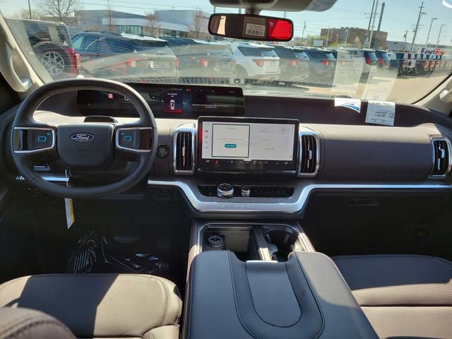 New 2026 Ford Expedition Max Platinum w/ Platinum Ultimate Package image 11