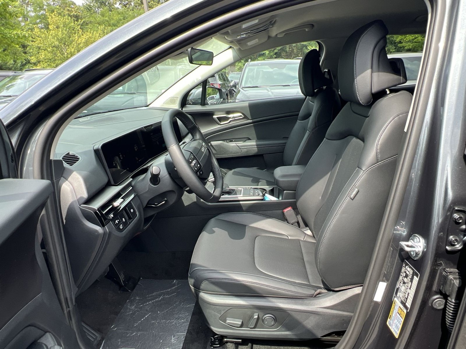 New 2026 Kia Sportage EX AWD/4WD image 18