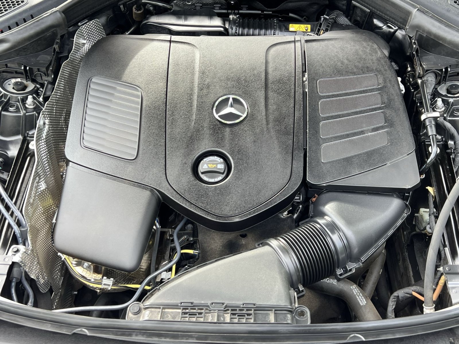 Certified 2024 Mercedes-Benz GLC 300 4MATIC w/ AMG Line image 34