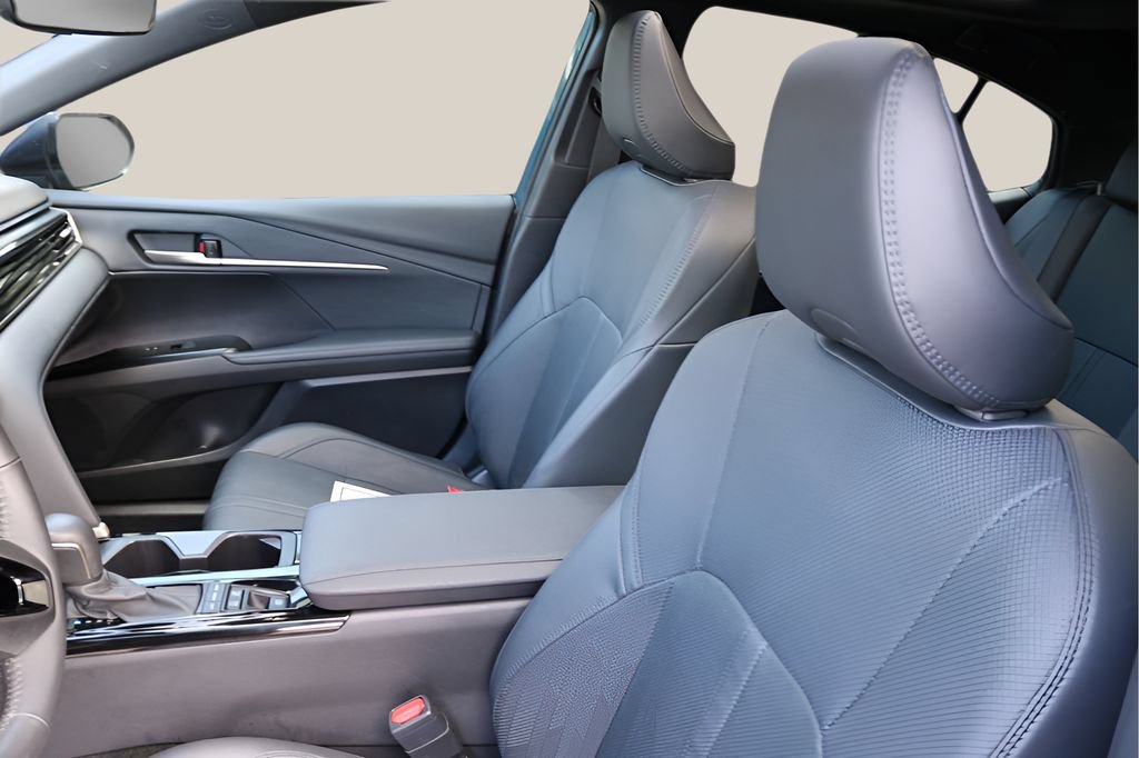 Used 2025 Toyota Camry XSE w/ Premium Plus Package FWD image 13