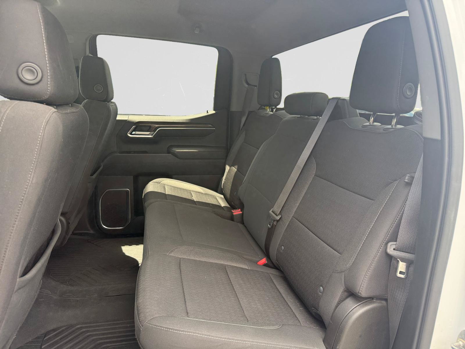 Used 2022 Chevrolet Silverado 1500 LT AWD/4WD image 13