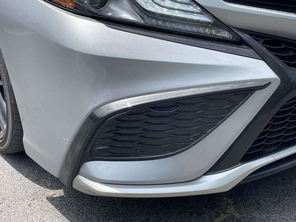 Used 2023 Toyota Camry XSE w/ Cold Weather Package FWD image 7