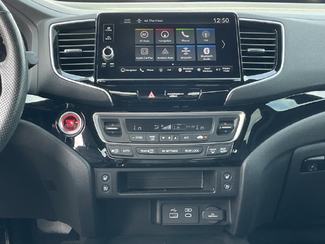 Certified 2025 Honda Ridgeline Black Edition image 15