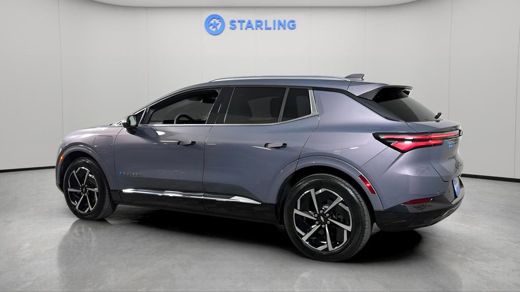 Used 2025 Chevrolet Equinox EV LT image 4