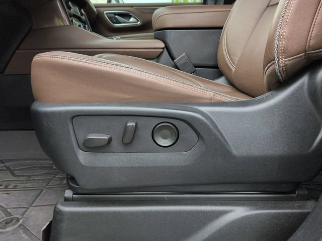 Used 2024 Chevrolet Suburban High Country w/ Advanced Technology Package AWD/4WD image 24